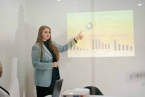 Formation au leadership : quels sont les traits essentiels à développer ?